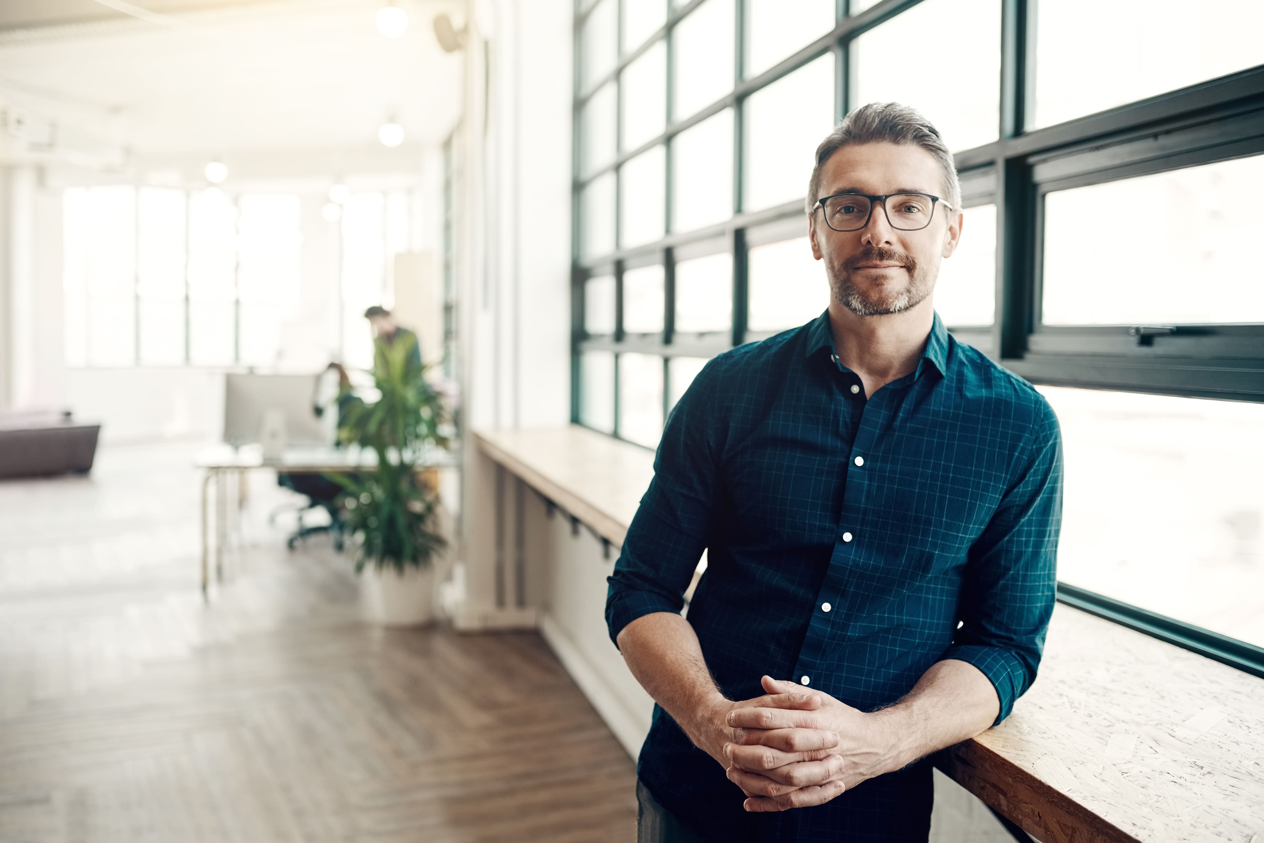 How to Find the Best HGH Therapy for Men Over 40 Near Me